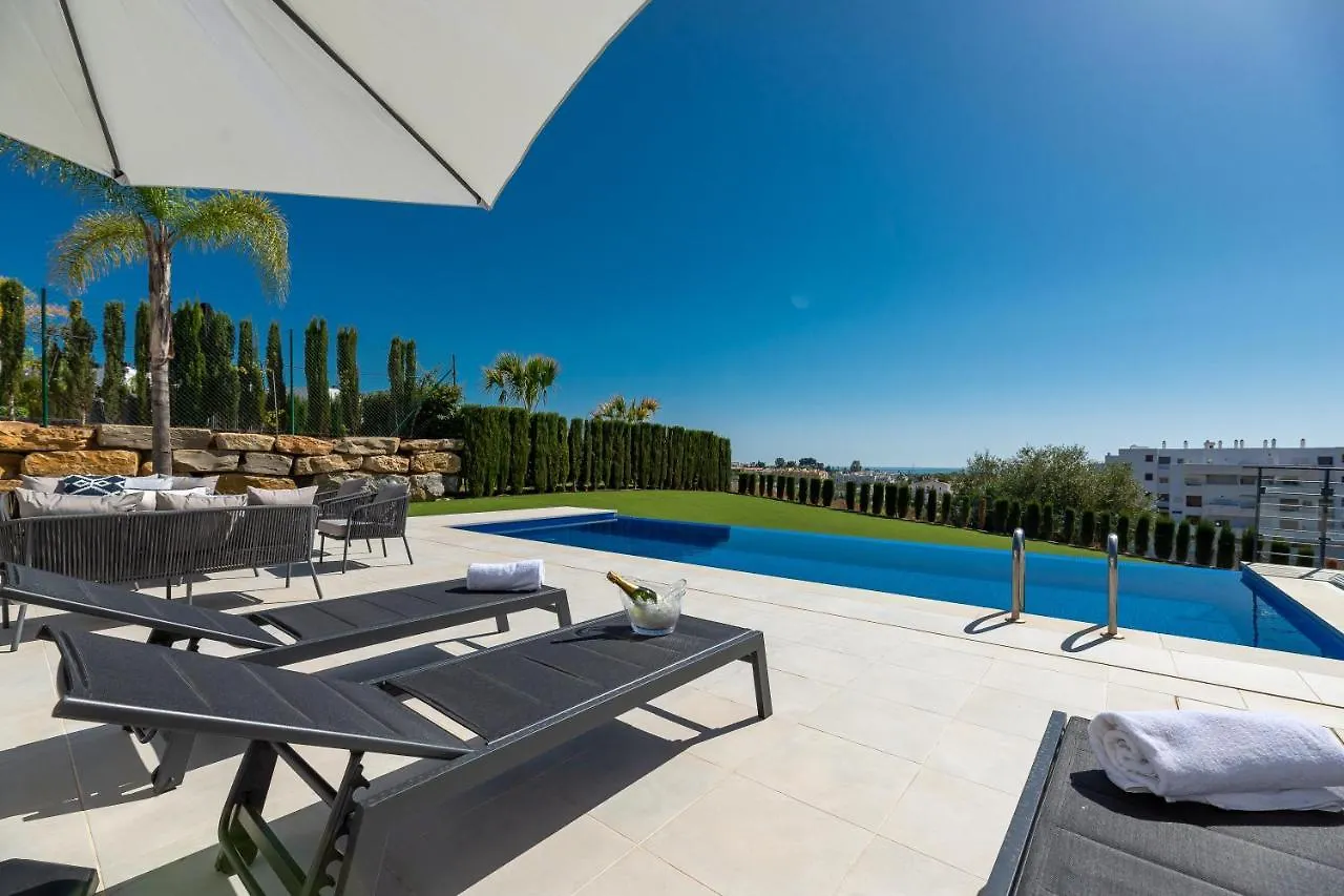 Vacation Marbella I Villa De La Resina, Infinity Pool, Golf Community, Africa Views Estepona
