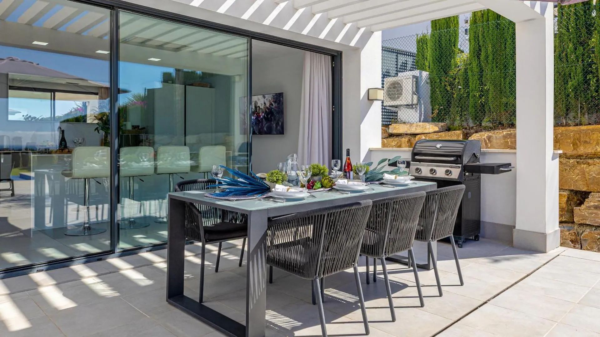 Vacation Marbella I Villa De La Resina, Infinity Pool, Golf Community, Africa Views Estepona