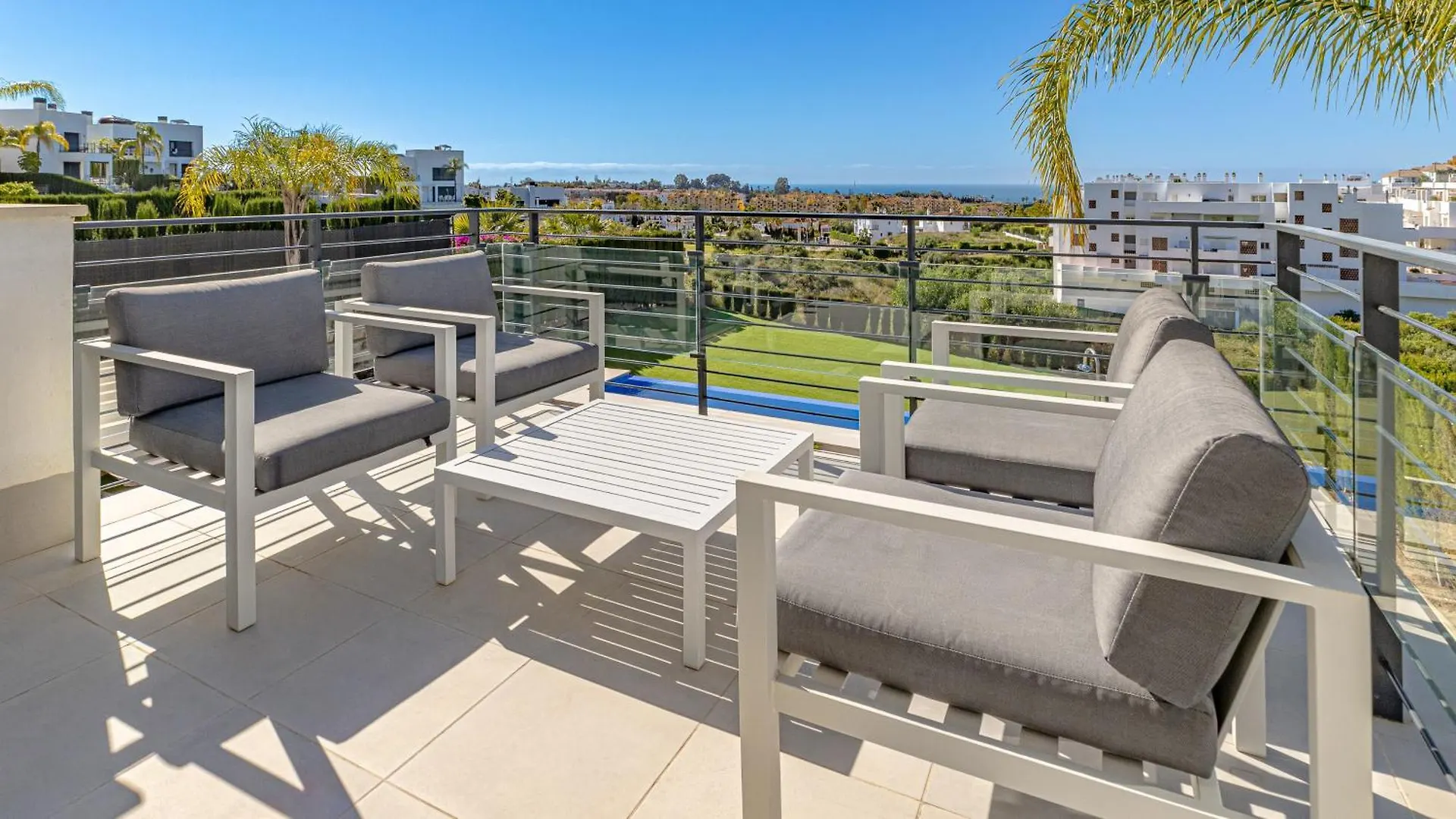 Vacation Marbella I Villa De La Resina, Infinity Pool, Golf Community, Africa Views Estepona